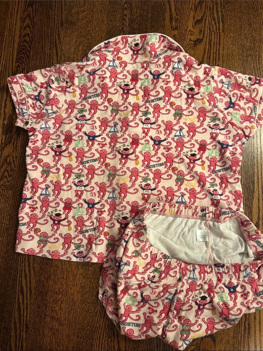 Roller Rabbit pjs - Picture 6 of 8